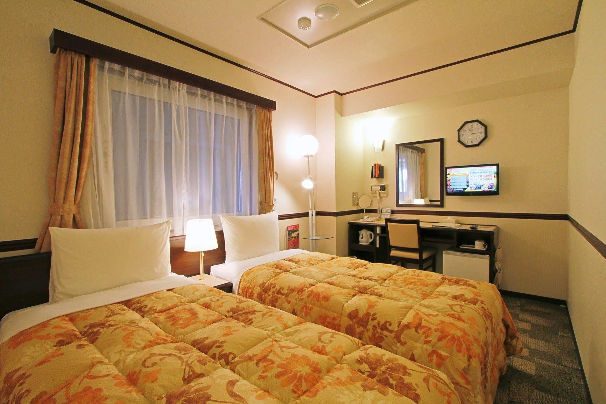 Toyoko Inn Shizuoka Fujieda Eki Kita Guchi Exterior foto
